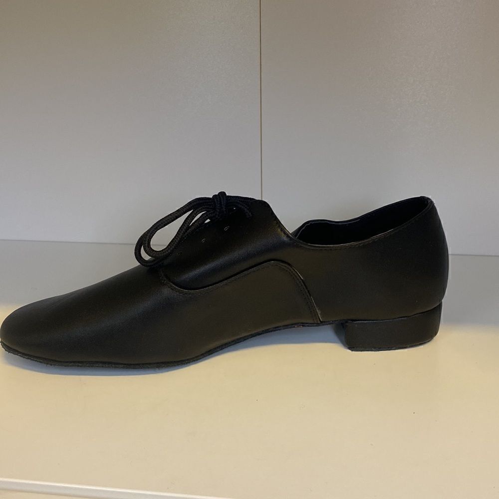 Dance shoes  - Picture 4 of 6